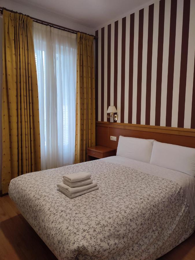 Salomé Hotel Madrid Kültér fotó